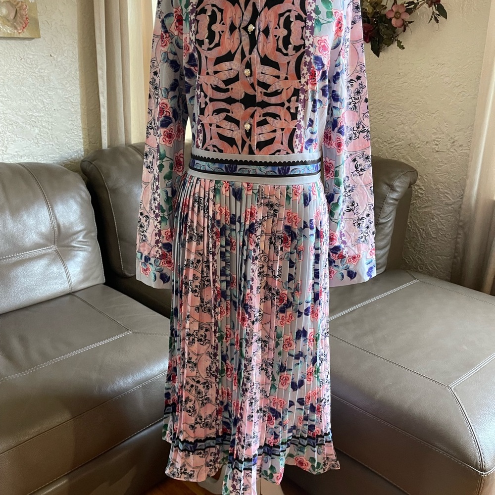 DJ Peony Boutique Pleated Dress - Picture 4 of 5